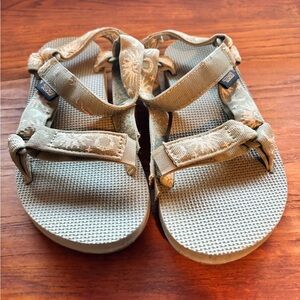 Teva Sun and Moon Greenish Tan Sandals
